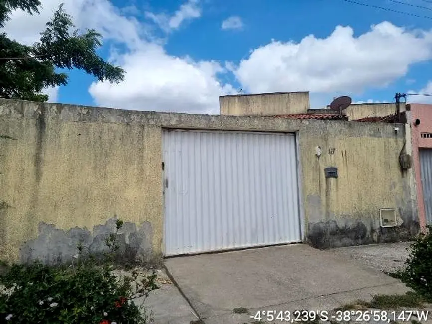 Foto 1 de Casa com 2 quartos à venda, 53m2 em Vertente, Horizonte - CE