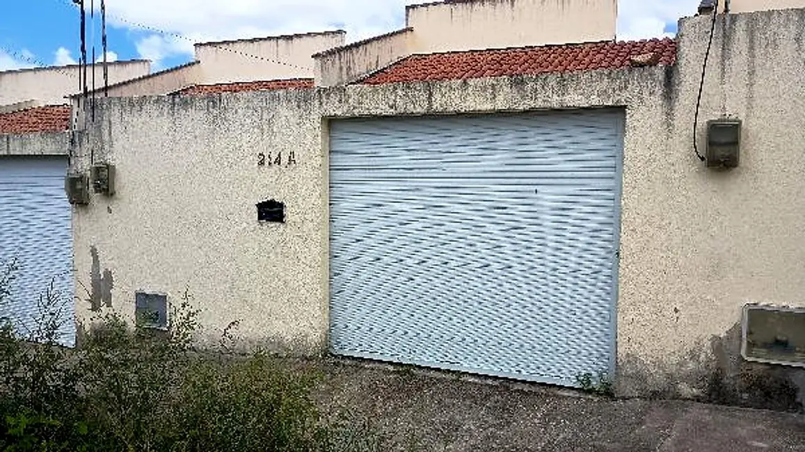 Foto 1 de Casa com 2 quartos à venda, 61m2 em Horizonte - CE