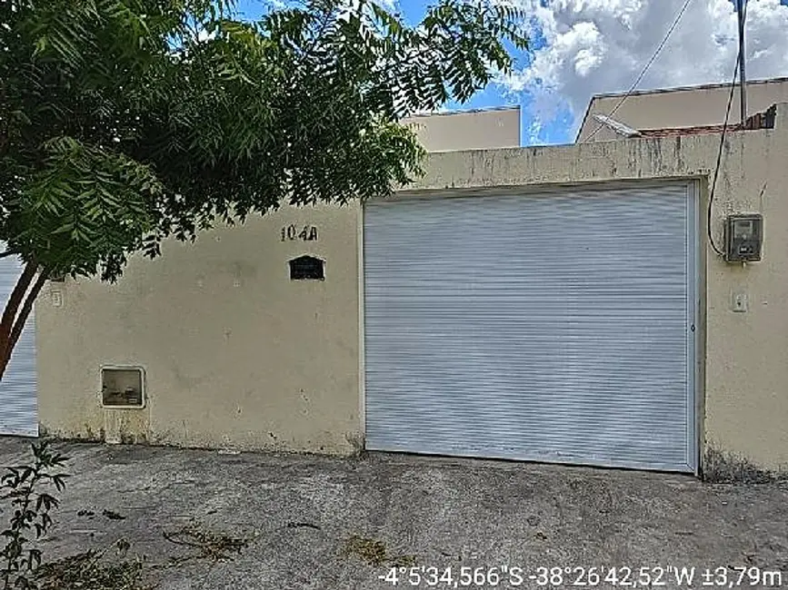 Foto 1 de Casa com 2 quartos à venda, 61m2 em Horizonte - CE