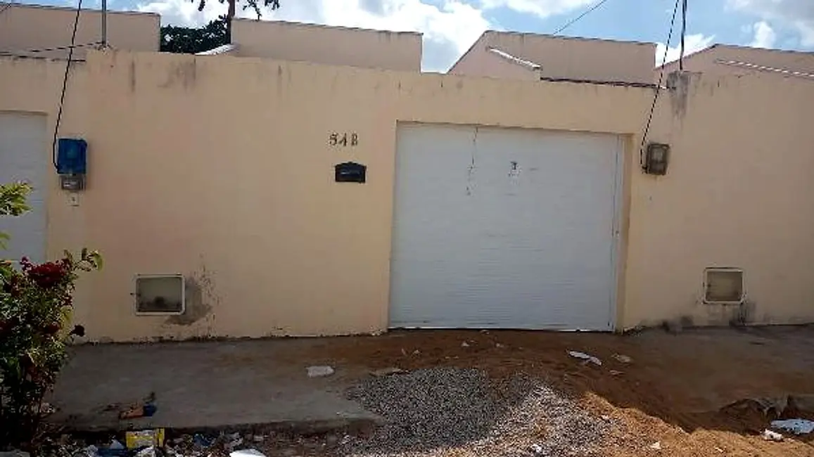 Foto 1 de Casa com 2 quartos à venda, 61m2 em Horizonte - CE