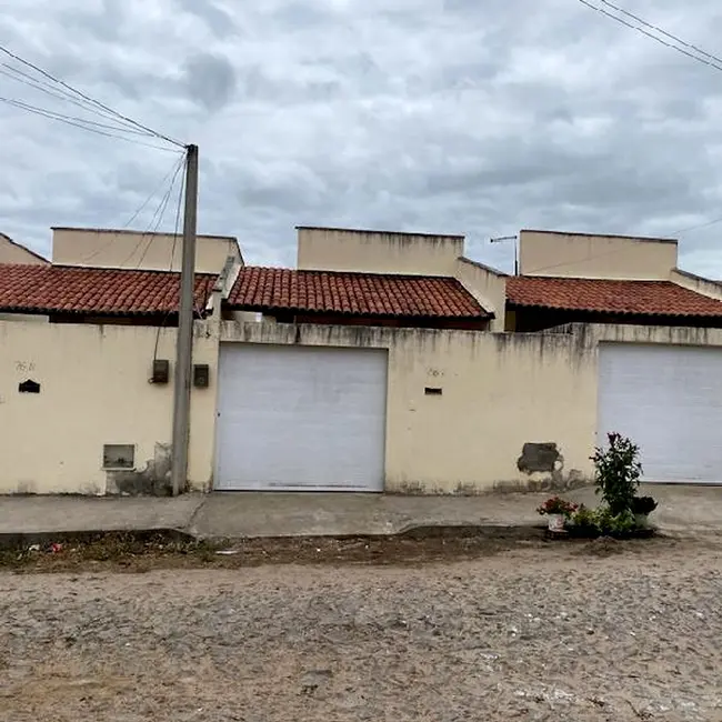 Foto 1 de Casa com 2 quartos à venda, 61m2 em Horizonte - CE