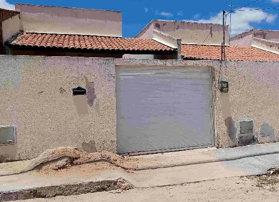 Foto 1 de Casa com 2 quartos à venda, 61m2 em Horizonte - CE