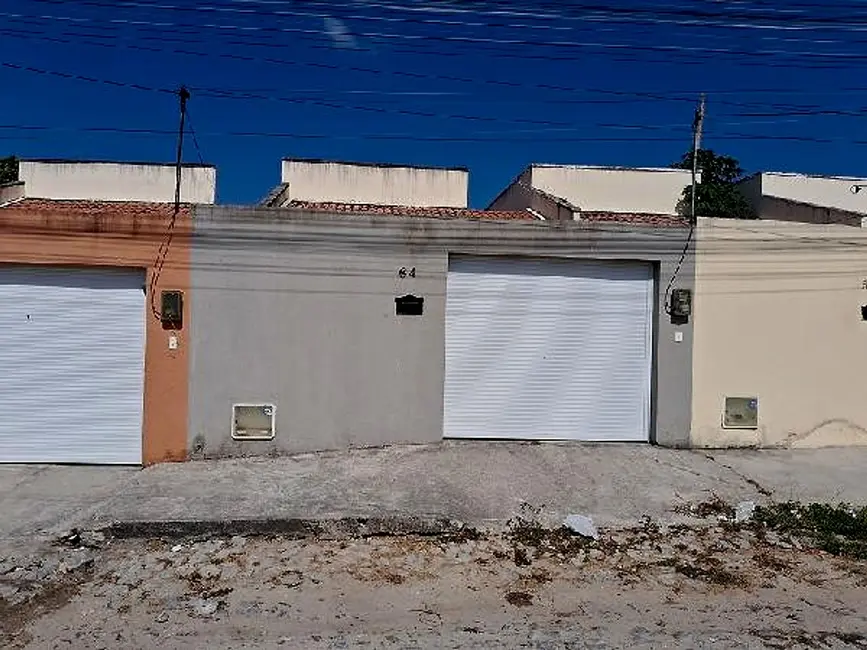 Foto 1 de Casa com 2 quartos à venda, 61m2 em Horizonte - CE