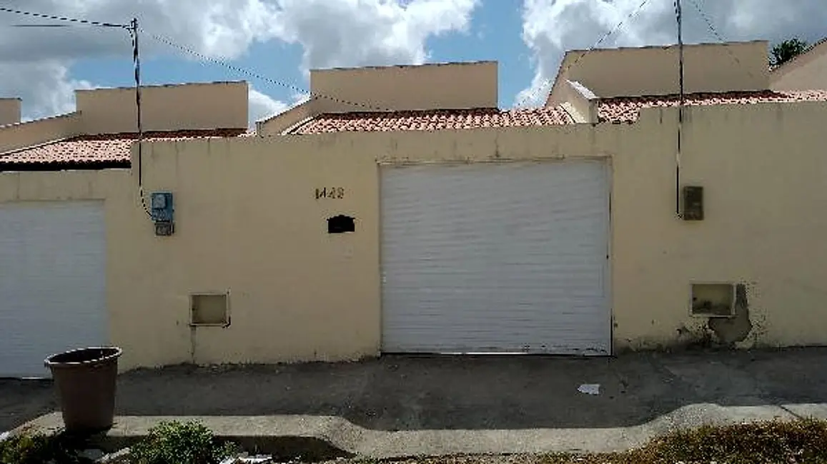 Foto 1 de Casa com 2 quartos à venda, 61m2 em Horizonte - CE