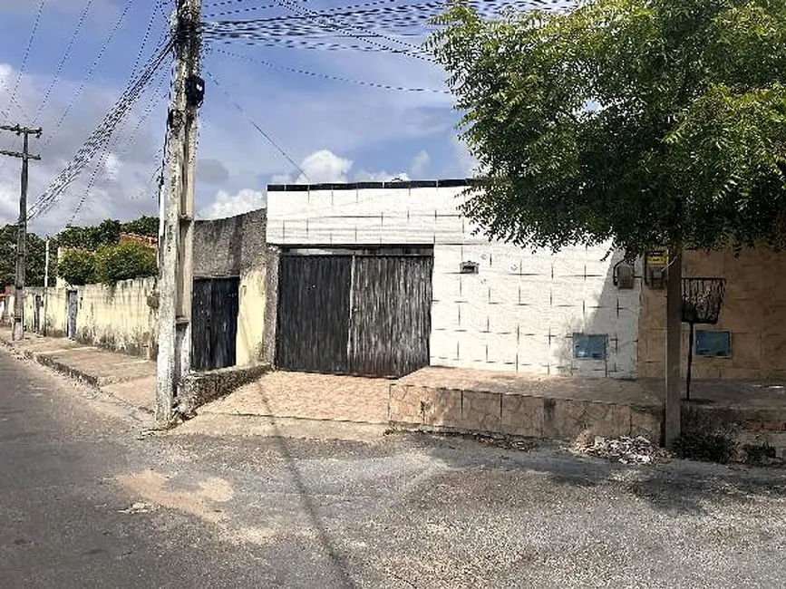 Foto 1 de Casa com 1 quarto à venda, 53m2 em Vertente, Horizonte - CE
