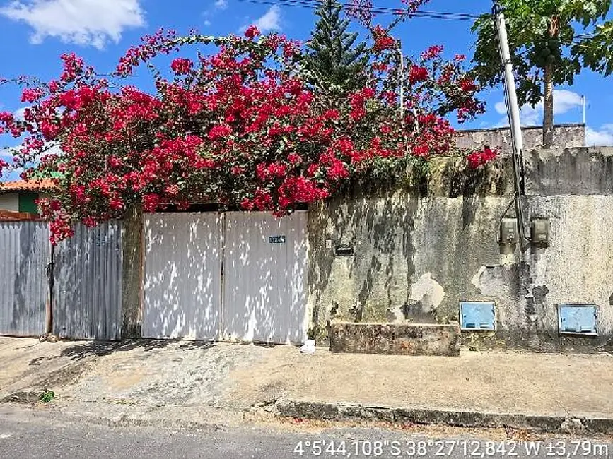 Foto 1 de Casa com 2 quartos à venda, 53m2 em Vertente, Horizonte - CE