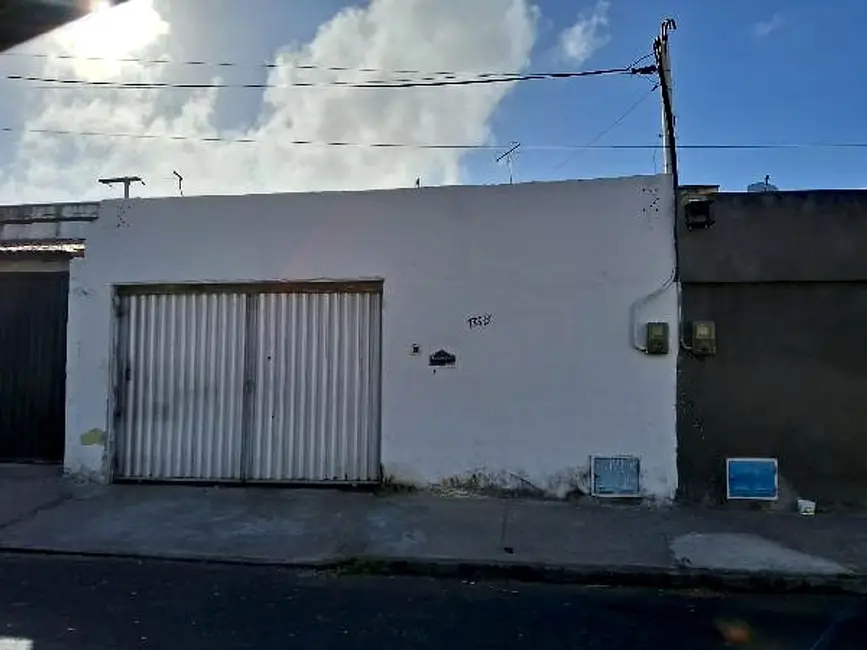 Foto 1 de Casa com 1 quarto à venda, 53m2 em Vertente, Horizonte - CE