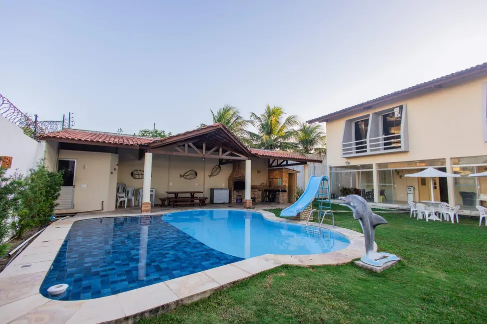 Foto 2 de Casa com 11 quartos para alugar, 300m2 em Aquiraz - CE