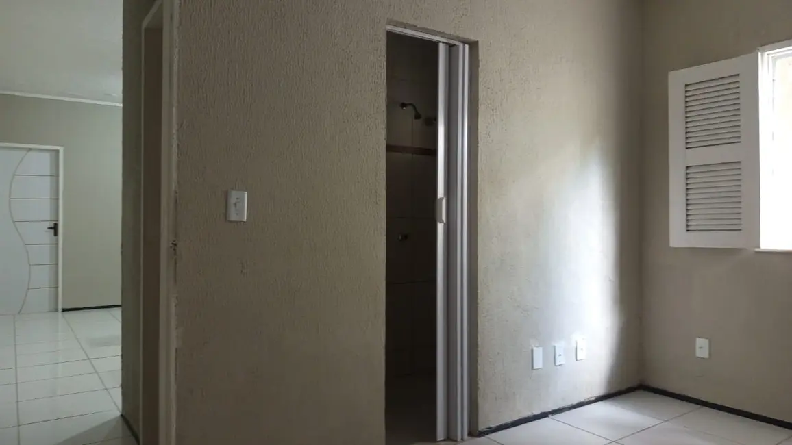 Foto 1 de Casa com 2 quartos à venda, 53m2 em Horizonte - CE