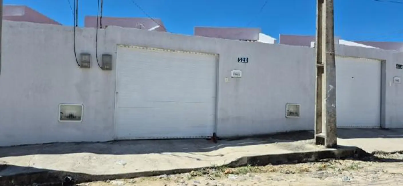 Foto 1 de Casa com 2 quartos à venda, 66m2 em Vertente, Horizonte - CE