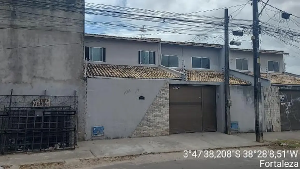 Casa com 3 quartos à venda, 101m2 em Fortaleza - CE - imagem 1 Foto 1 de Casa com 3 quartos à venda, 101m2 em Fortaleza - CE