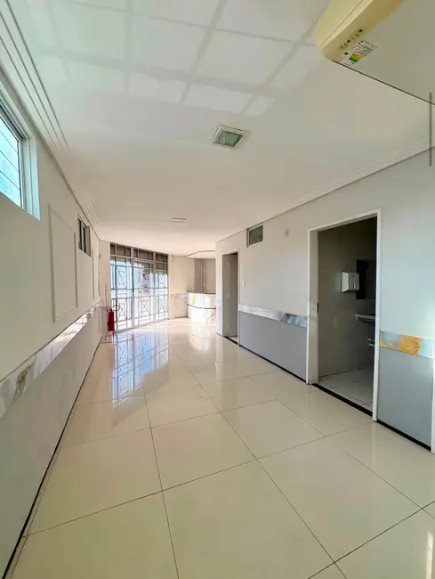 Sala Comercial à venda, 244m2 em Cidade dos Funcionários, Fortaleza - CE - imagem 3 Foto 3 de Sala Comercial à venda, 244m2 em Cidade dos Funcionários, Fortaleza - CE