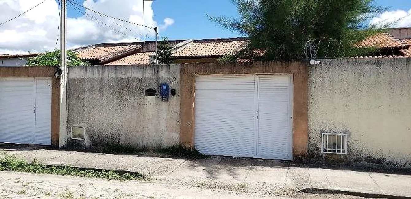 Foto 1 de Casa com 2 quartos à venda, 75m2 em Alto da Estrela, Horizonte - CE