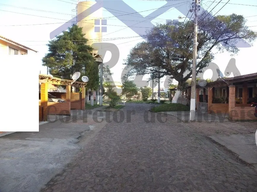 Foto 1 de Casa com 2 quartos à venda, 56m2 em Hípica, Porto Alegre - RS