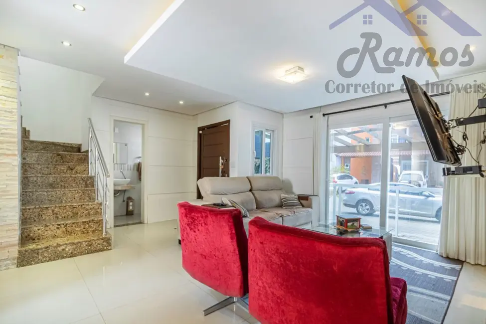 Foto 3 de Casa com 3 quartos à venda, 244m2 em Hípica, Porto Alegre - RS