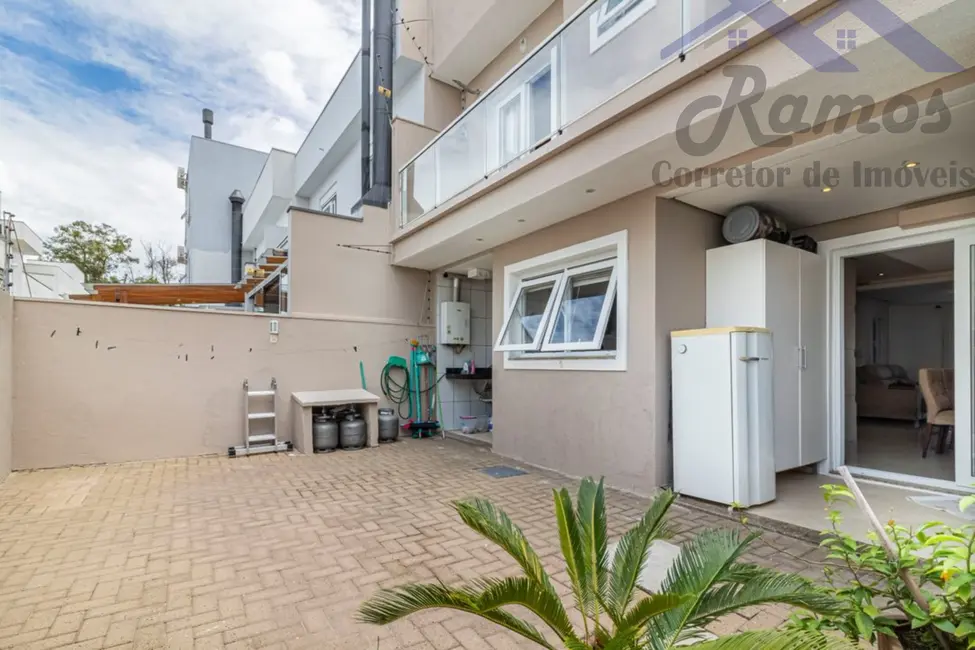 Foto 6 de Casa com 3 quartos à venda, 244m2 em Hípica, Porto Alegre - RS