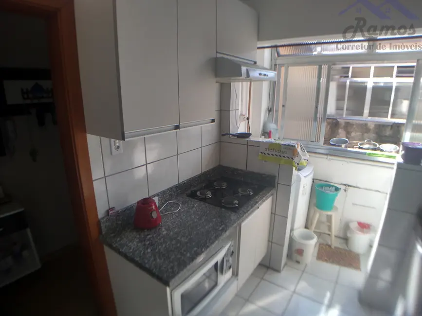 Foto 8 de Apartamento com 3 quartos à venda, 59m2 em Medianeira, Porto Alegre - RS