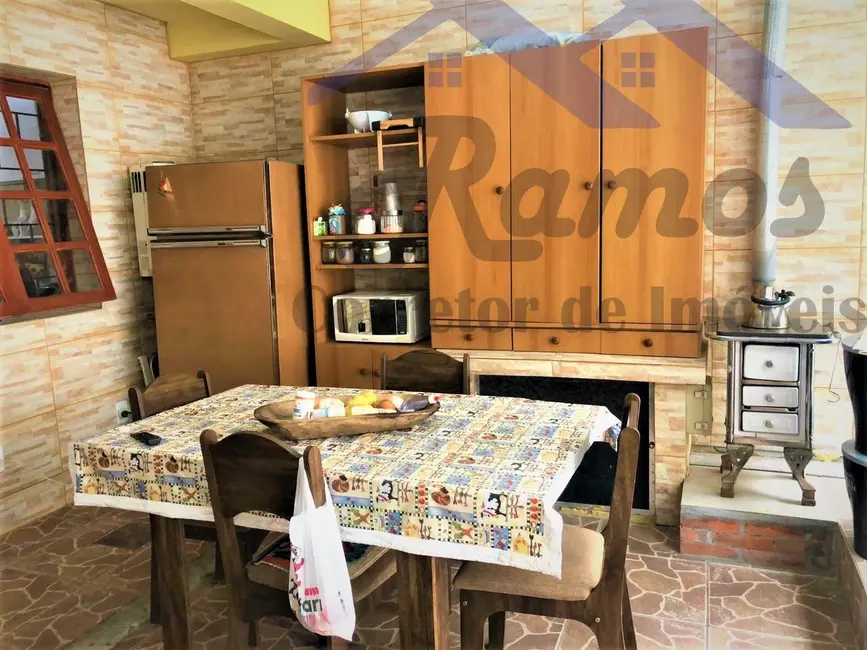 Casa com 3 quartos à venda, 110m2 em Serraria, Porto Alegre - RS - imagem 6 Foto 6 de Casa com 3 quartos à venda, 110m2 em Serraria, Porto Alegre - RS