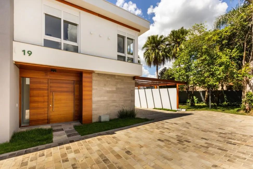 Foto 3 de Casa de Condomínio com 3 quartos à venda, 215m2 em Teresópolis, Porto Alegre - RS