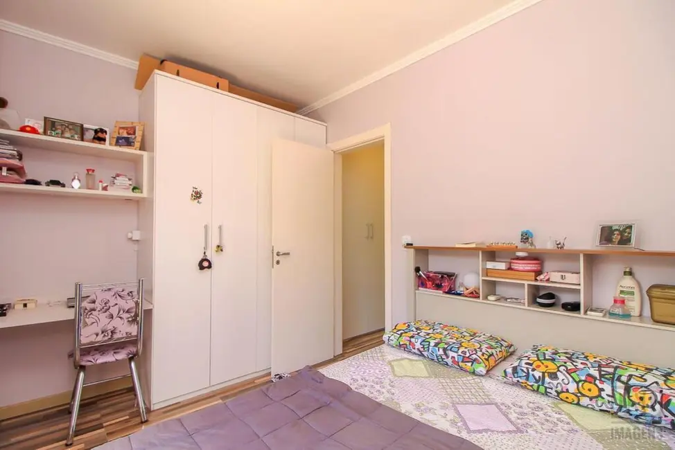 Foto 2 de Casa de Condomínio com 3 quartos à venda, 96m2 em Ipanema, Porto Alegre - RS