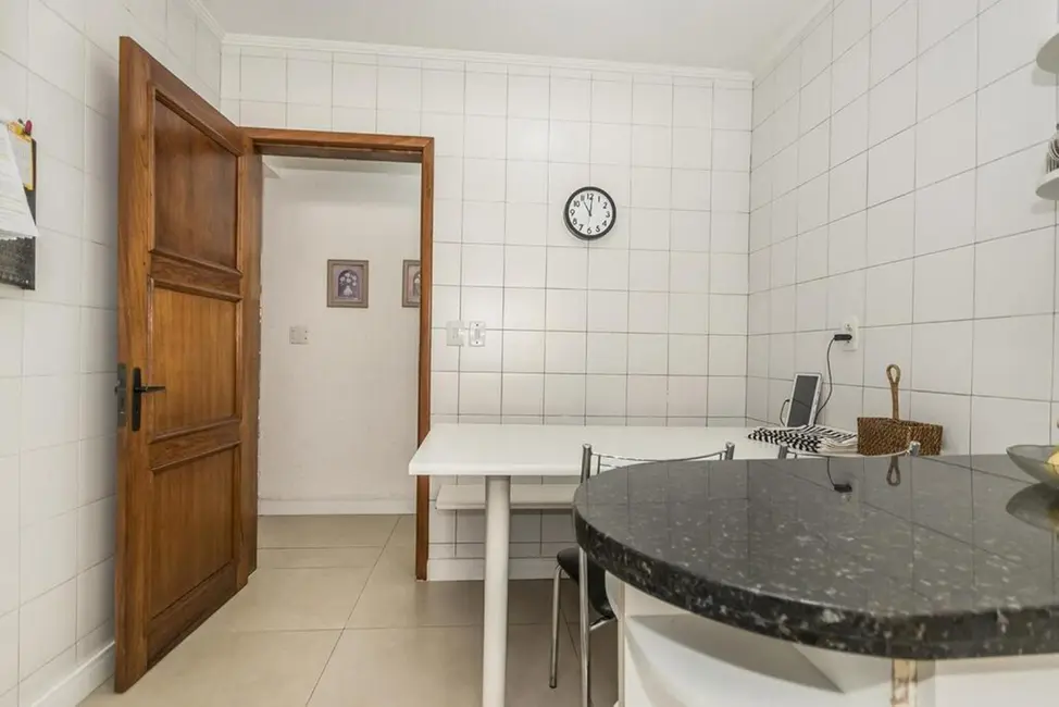 Foto 4 de Casa com 3 quartos à venda, 219m2 em Cavalhada, Porto Alegre - RS