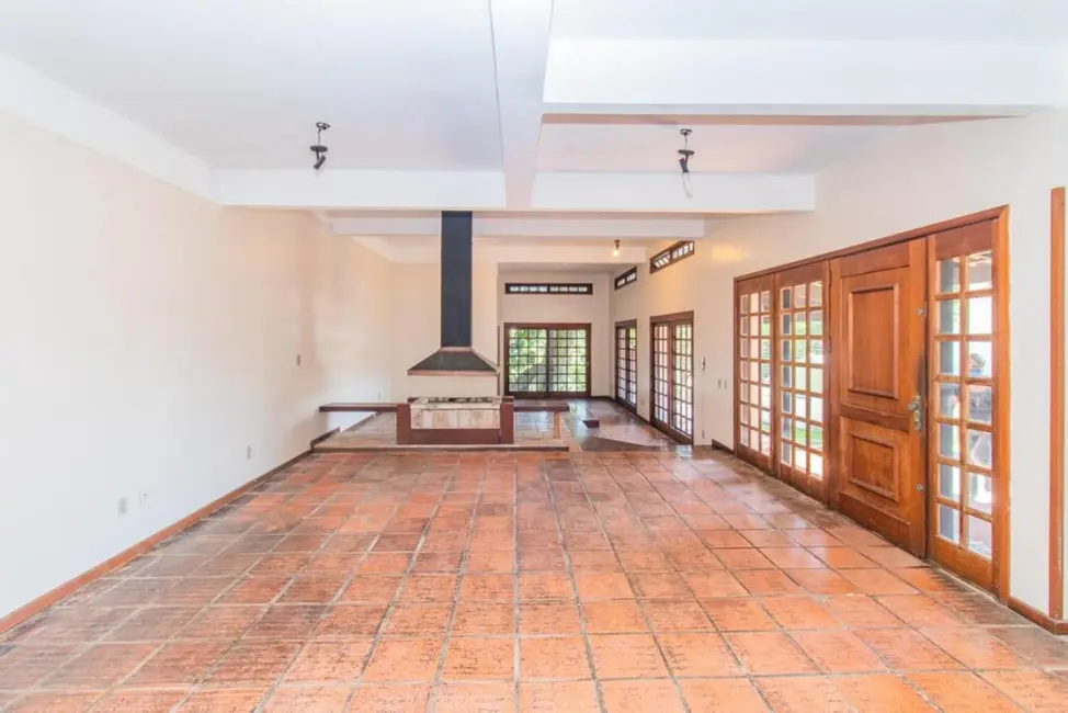Casa com 4 quartos à venda, 348m2 em Ipanema, Porto Alegre - RS - imagem 4 Foto 4 de Casa com 4 quartos à venda, 348m2 em Ipanema, Porto Alegre - RS