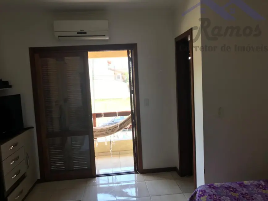 Casa com 3 quartos à venda, 105m2 em Hípica, Porto Alegre - RS - imagem 4 Foto 4 de Casa com 3 quartos à venda, 105m2 em Hípica, Porto Alegre - RS