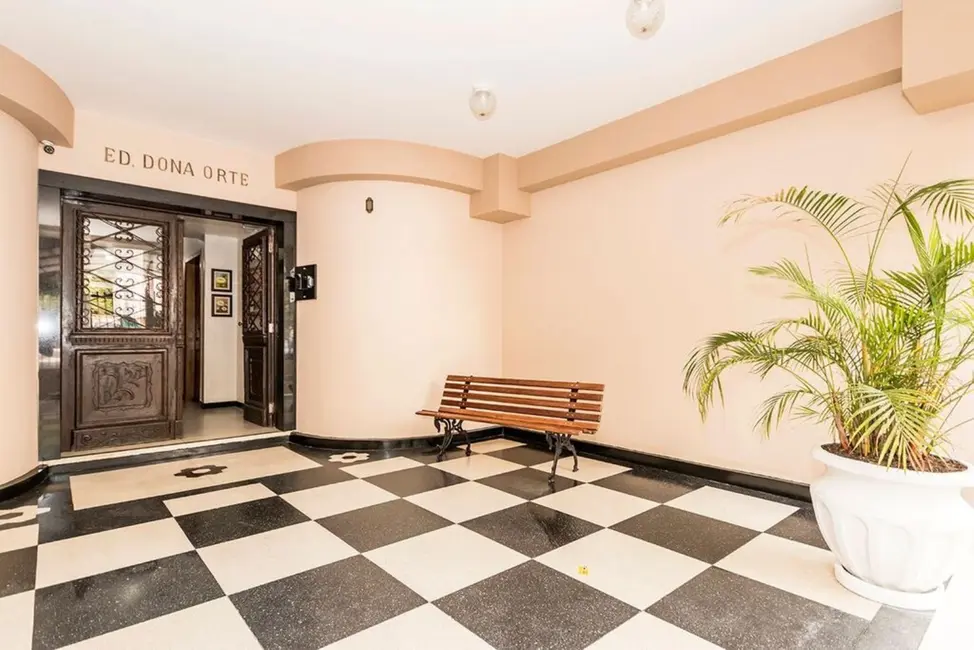 Foto 4 de Apartamento com 2 quartos à venda, 77m2 em Santana, Porto Alegre - RS