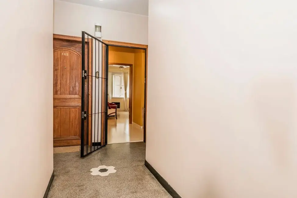 Foto 8 de Apartamento com 2 quartos à venda, 77m2 em Santana, Porto Alegre - RS