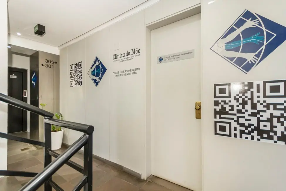 Foto 3 de Sala Comercial à venda, 115m2 em Santana, Porto Alegre - RS