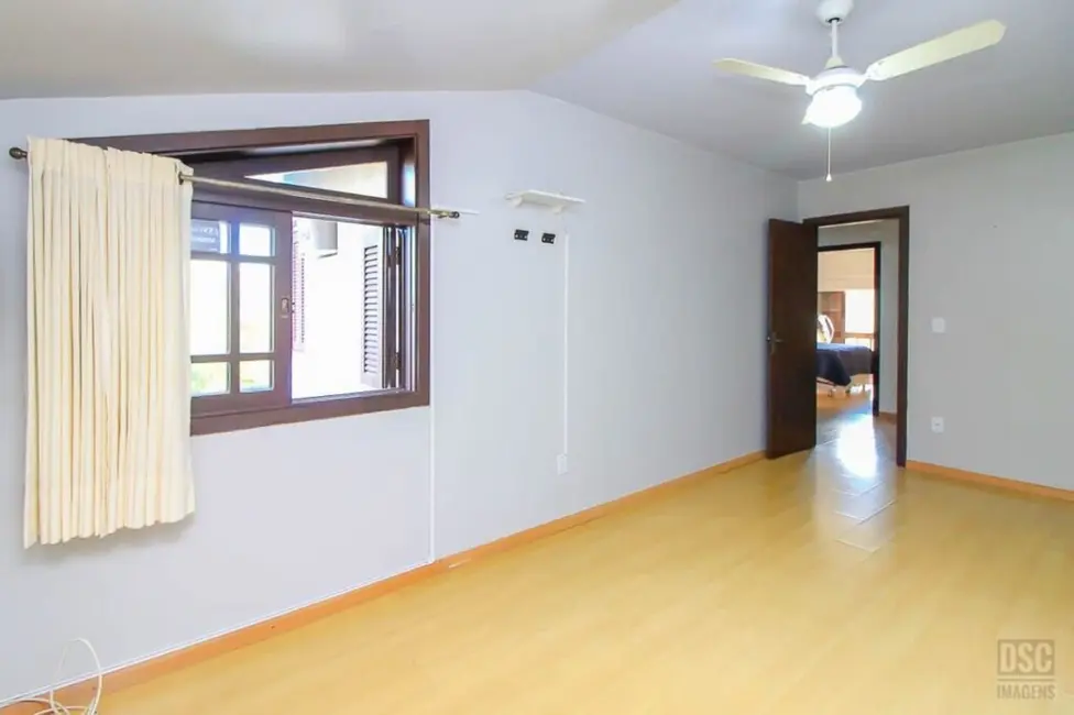 Foto 6 de Casa de Condomínio com 3 quartos à venda, 266m2 em Ipanema, Porto Alegre - RS