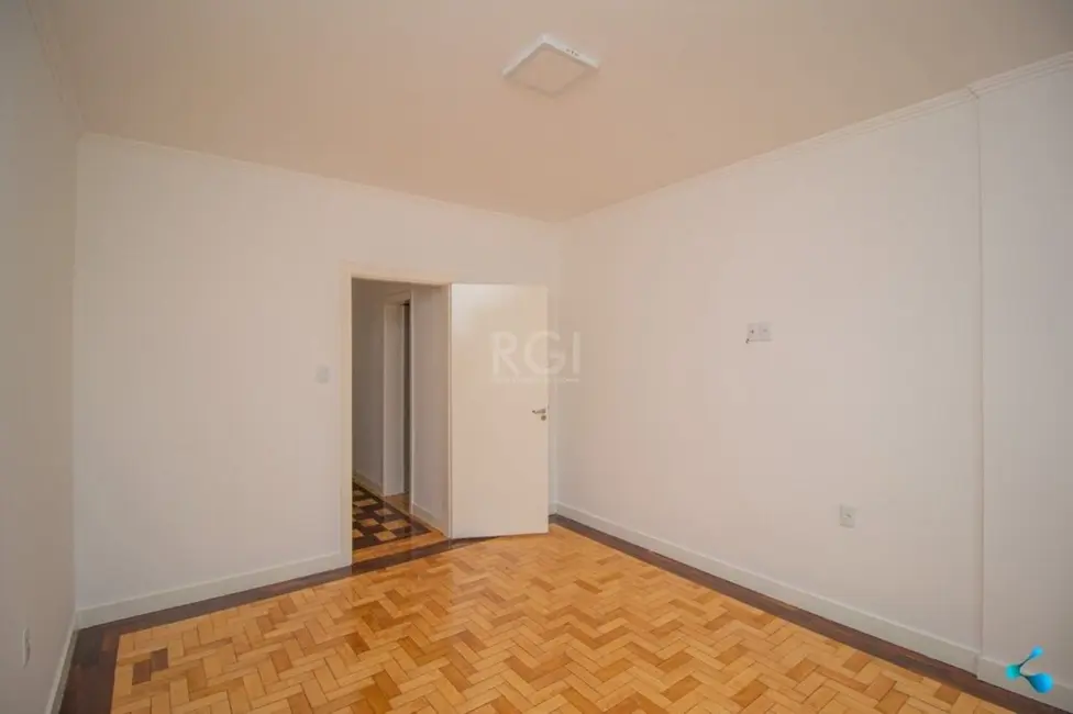Apartamento com 3 quartos à venda, 118m2 em Centro Histórico, Porto Alegre - RS - imagem 4 Foto 4 de Apartamento com 3 quartos à venda, 118m2 em Centro Histórico, Porto Alegre - RS