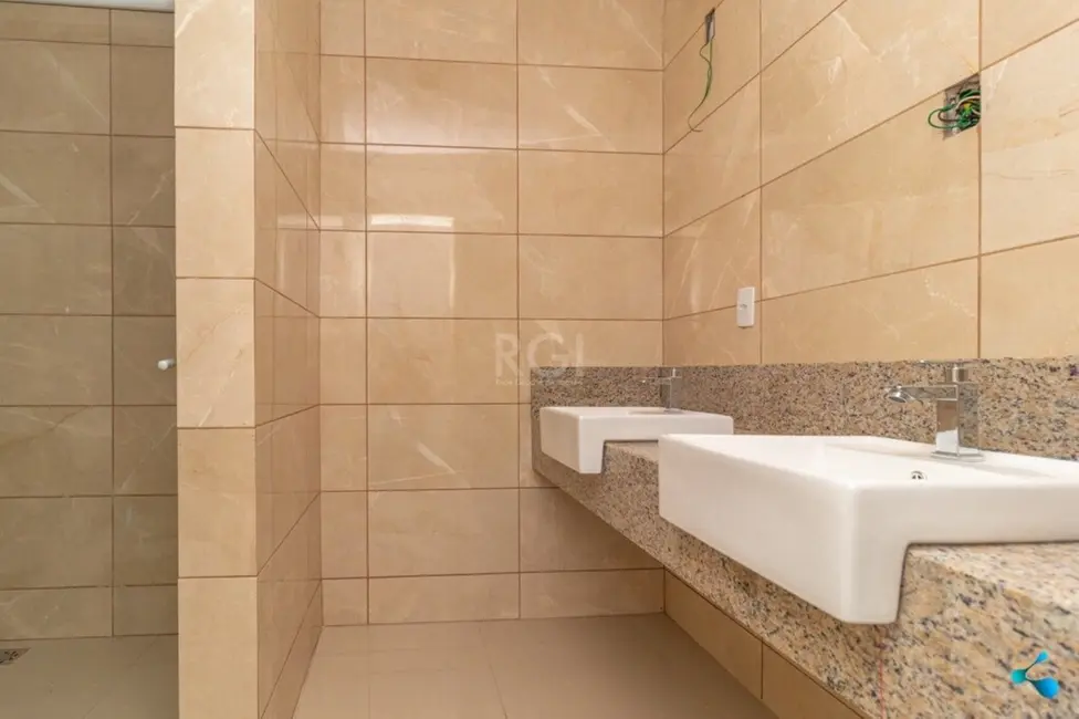 Apartamento com 3 quartos à venda, 118m2 em Centro Histórico, Porto Alegre - RS - imagem 8 Foto 8 de Apartamento com 3 quartos à venda, 118m2 em Centro Histórico, Porto Alegre - RS