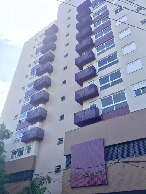 Apartamento com 3 quartos à venda, 76m2 em Menino Deus, Porto Alegre - RS - imagem 5 Foto 5 de Apartamento com 3 quartos à venda, 76m2 em Menino Deus, Porto Alegre - RS