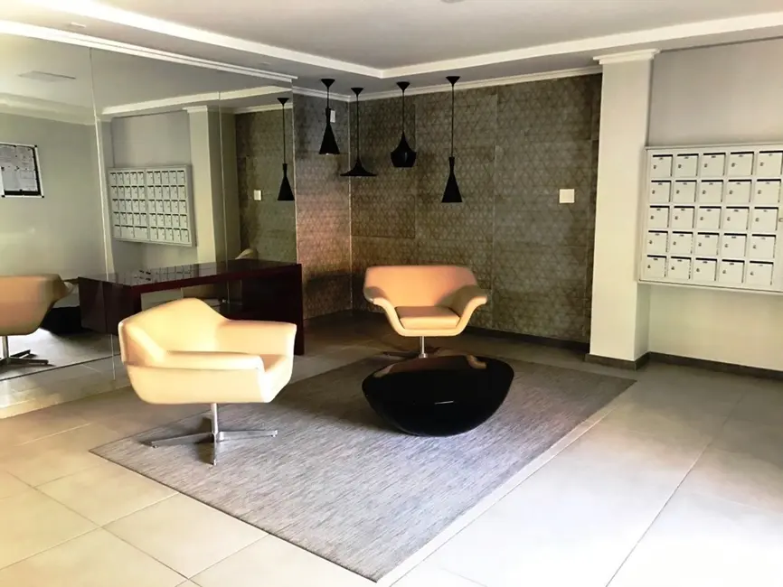 Apartamento com 3 quartos à venda, 76m2 em Menino Deus, Porto Alegre - RS - imagem 6 Foto 6 de Apartamento com 3 quartos à venda, 76m2 em Menino Deus, Porto Alegre - RS