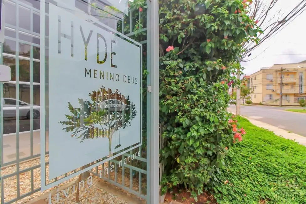 Apartamento com 3 quartos à venda, 110m2 em Menino Deus, Porto Alegre - RS - imagem 2 Foto 2 de Apartamento com 3 quartos à venda, 110m2 em Menino Deus, Porto Alegre - RS