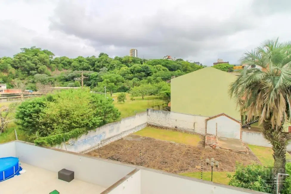 Apartamento com 3 quartos à venda, 110m2 em Menino Deus, Porto Alegre - RS - imagem 8 Foto 8 de Apartamento com 3 quartos à venda, 110m2 em Menino Deus, Porto Alegre - RS