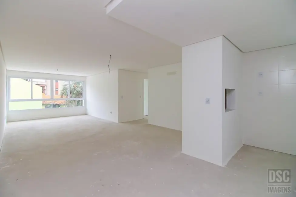 Apartamento com 3 quartos à venda, 110m2 em Menino Deus, Porto Alegre - RS - imagem 4 Foto 4 de Apartamento com 3 quartos à venda, 110m2 em Menino Deus, Porto Alegre - RS