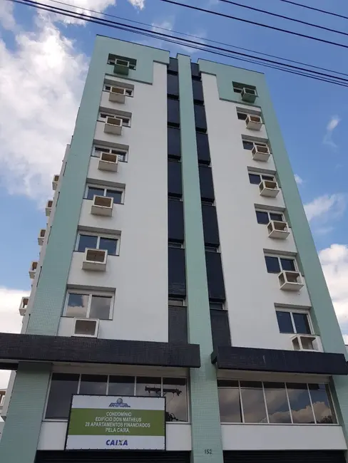 Foto 2 de Apartamento com 2 quartos à venda, 105m2 em Cavalhada, Porto Alegre - RS