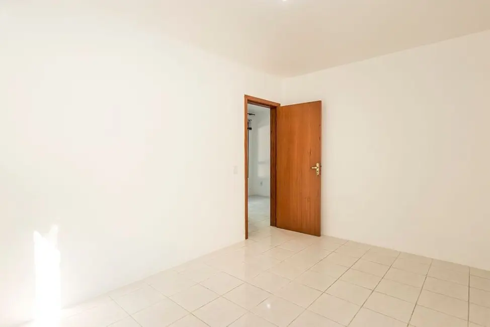 Foto 4 de Apartamento com 2 quartos à venda, 62m2 em Teresópolis, Porto Alegre - RS