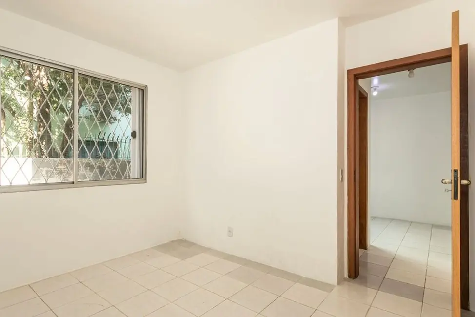 Foto 6 de Apartamento com 2 quartos à venda, 62m2 em Teresópolis, Porto Alegre - RS