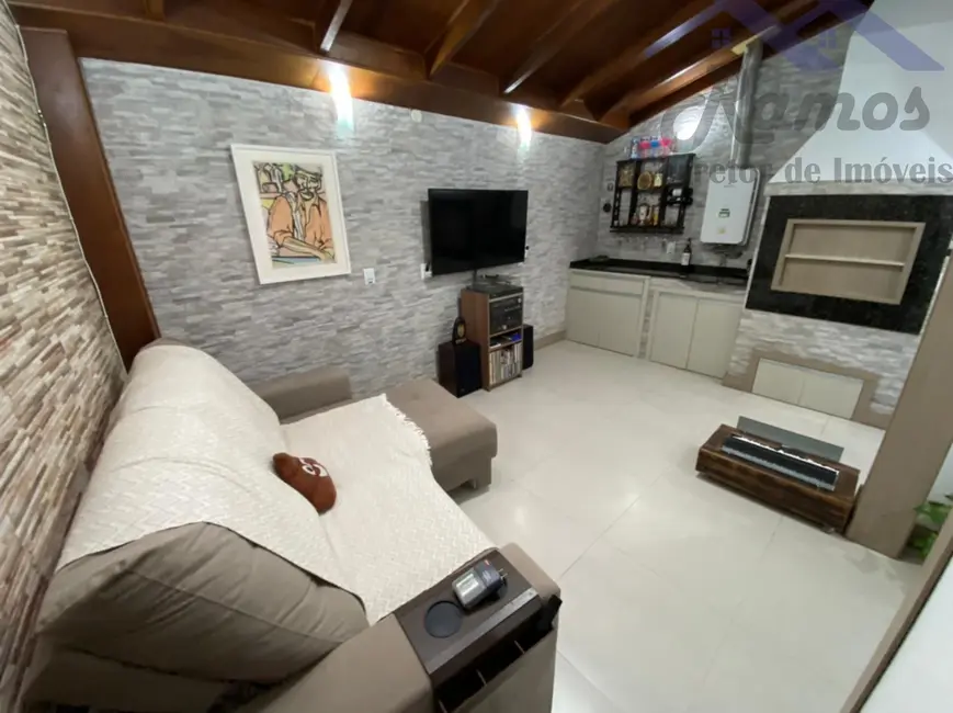 Foto 1 de Apartamento com 2 quartos à venda, 80m2 em Cavalhada, Porto Alegre - RS