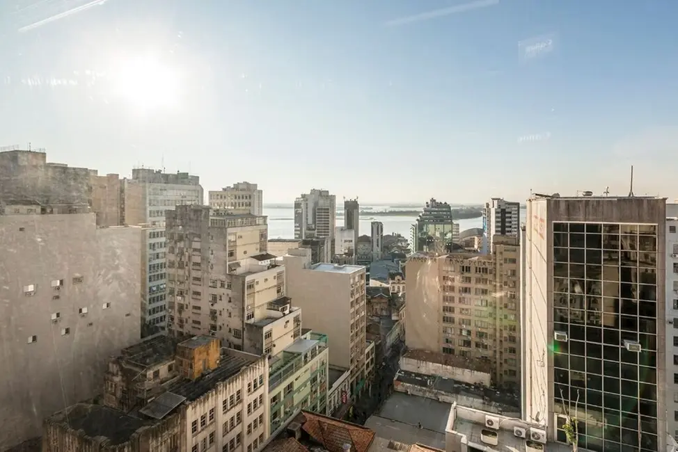 Sala Comercial à venda, 74m2 em Centro Histórico, Porto Alegre - RS - imagem 8 Foto 8 de Sala Comercial à venda, 74m2 em Centro Histórico, Porto Alegre - RS