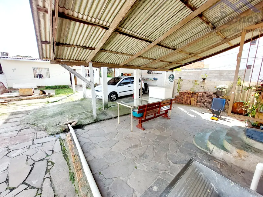 Casa com 2 quartos à venda, 400m2 em Cavalhada, Porto Alegre - RS - imagem 4 Foto 4 de Casa com 2 quartos à venda, 400m2 em Cavalhada, Porto Alegre - RS