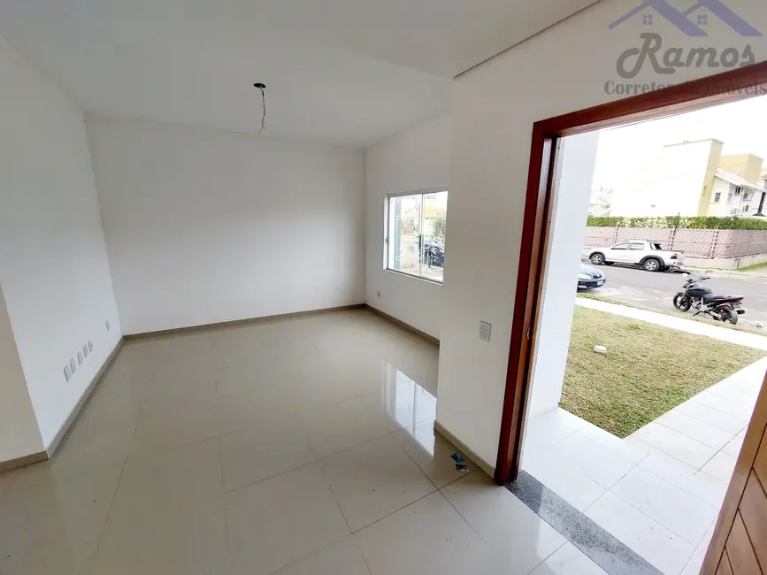 Foto 2 de Casa com 3 quartos à venda, 148m2 em Hípica, Porto Alegre - RS