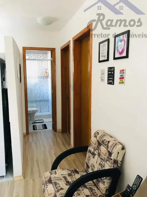 Foto 2 de Apartamento com 2 quartos à venda, 49m2 em Restinga, Porto Alegre - RS