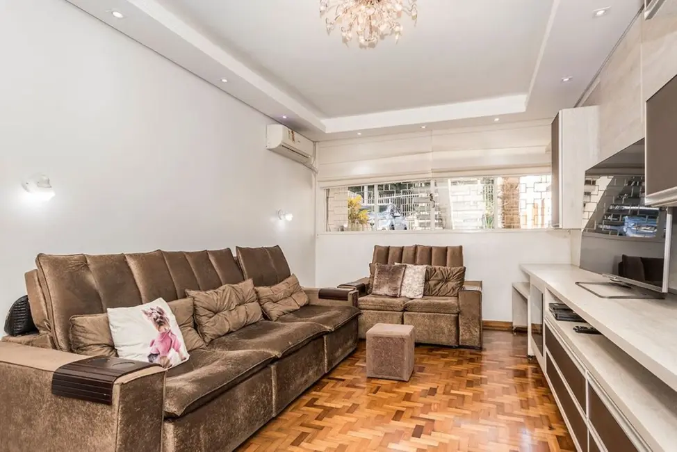 Foto 1 de Casa de Condomínio com 3 quartos à venda, 340m2 em Azenha, Porto Alegre - RS