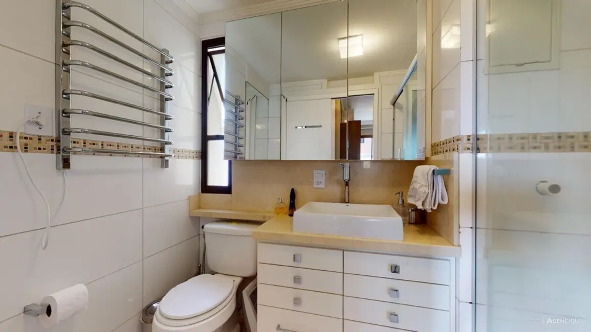 Apartamento com 2 quartos à venda, 67m2 em Teresópolis, Porto Alegre - RS - imagem 5 Foto 5 de Apartamento com 2 quartos à venda, 67m2 em Teresópolis, Porto Alegre - RS