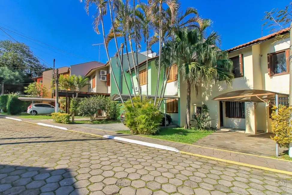 Foto 1 de Casa com 3 quartos à venda, 105m2 em Cavalhada, Porto Alegre - RS