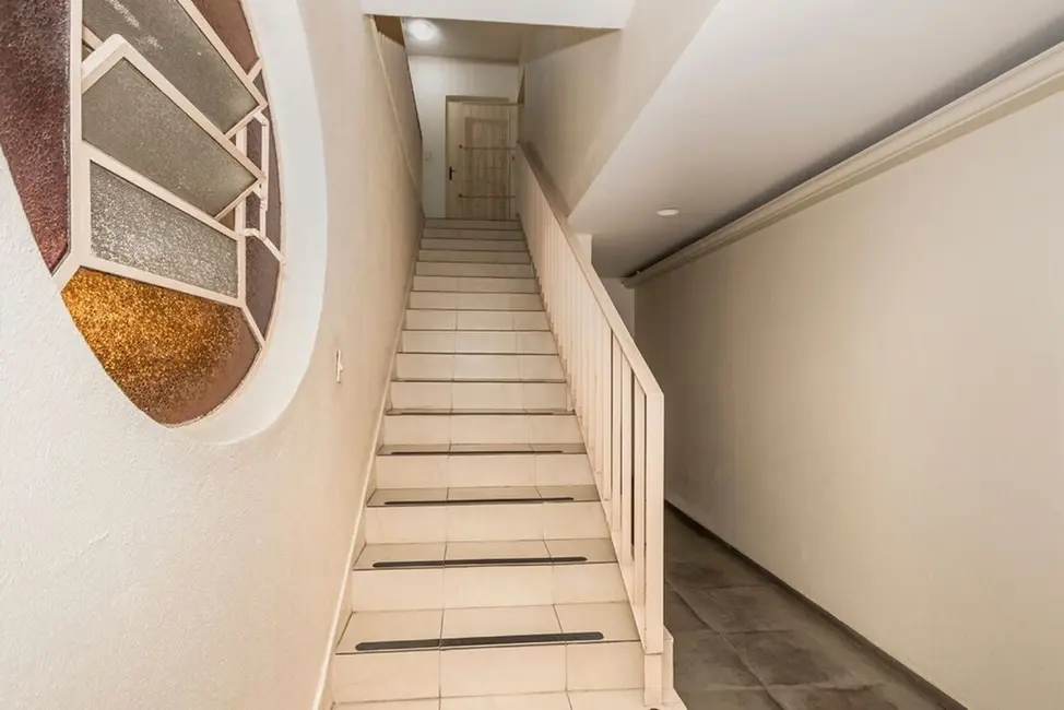 Foto 6 de Apartamento com 2 quartos à venda, 56m2 em Santana, Porto Alegre - RS